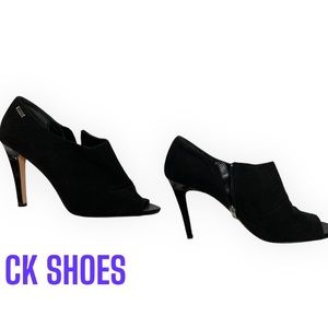 Calvin Klein Sioban Suede Booties